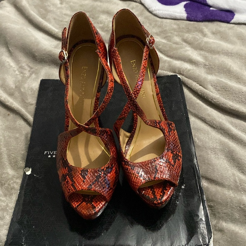 enzo angiolini heels